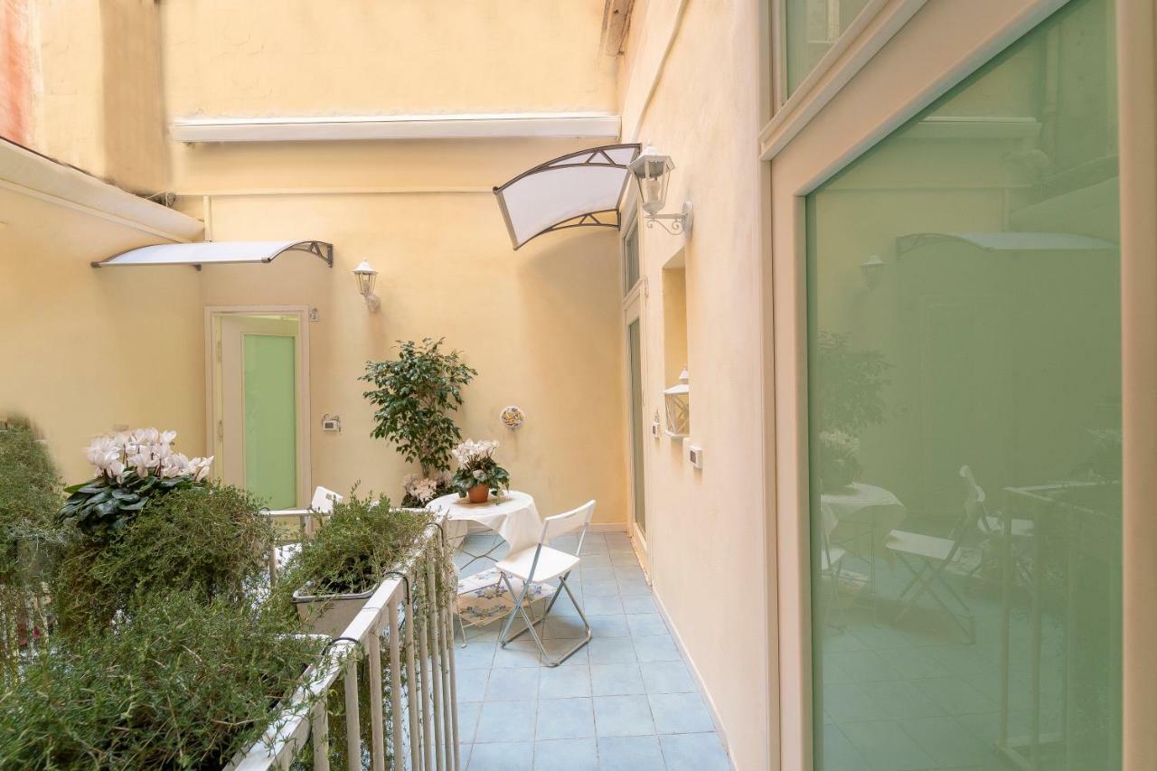 Napulitandream Hotel Naples Luaran gambar